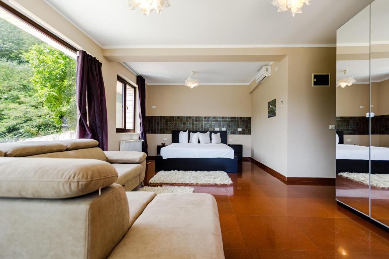 Rex Infinity View 4* Cazanele Dunarii Dubova Zewnętrze zdjęcie