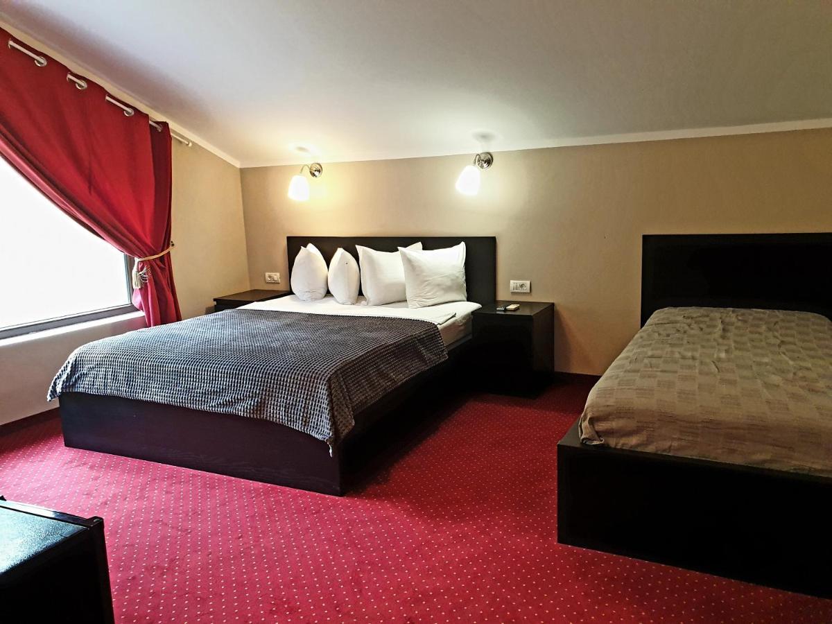 Rex Infinity View 4* Cazanele Dunarii Dubova Zewnętrze zdjęcie