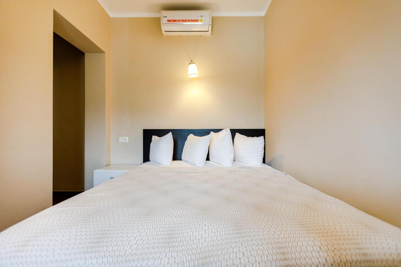 Rex Infinity View 4* Cazanele Dunarii Dubova Zewnętrze zdjęcie