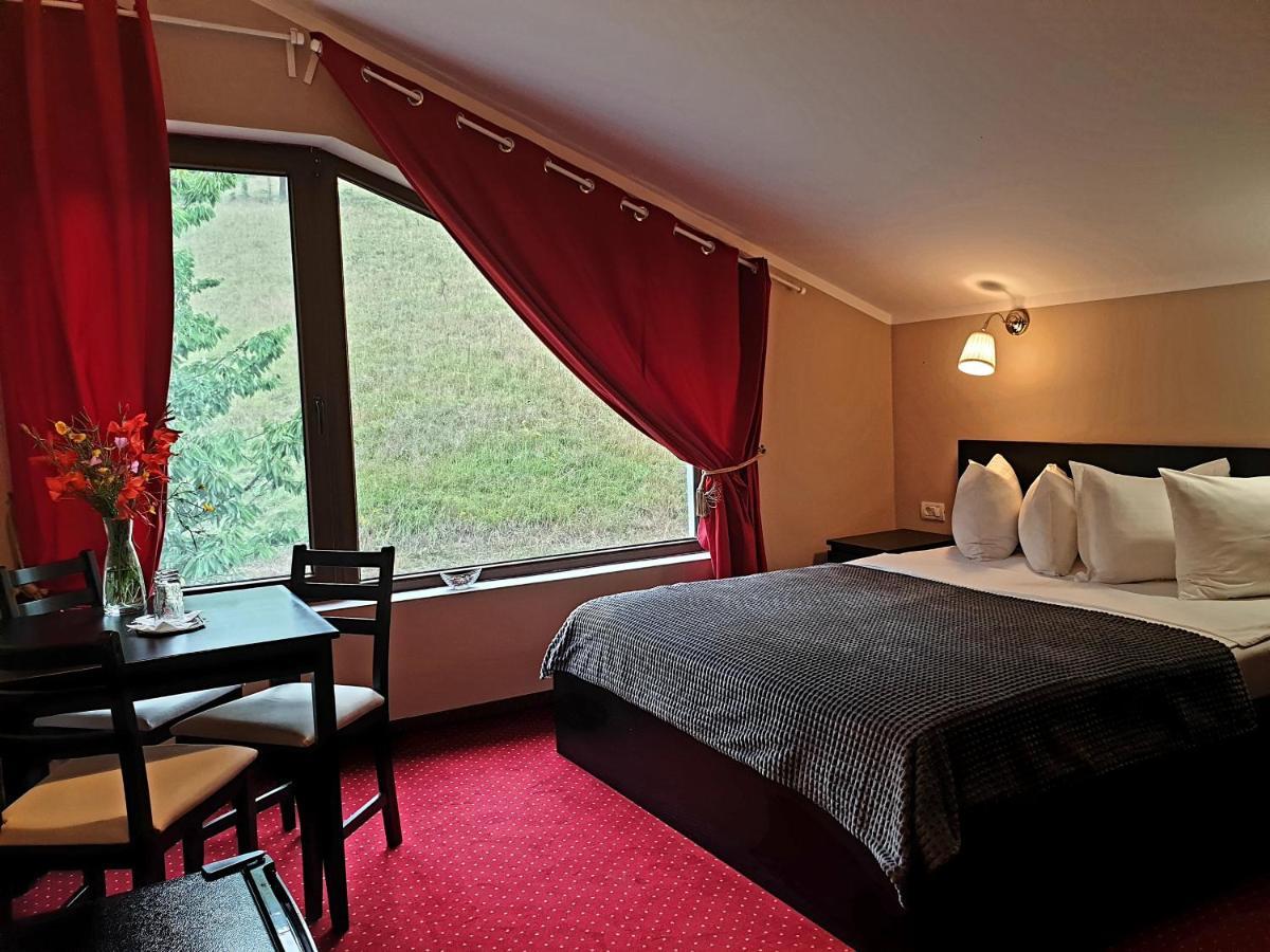Rex Infinity View 4* Cazanele Dunarii Dubova Zewnętrze zdjęcie