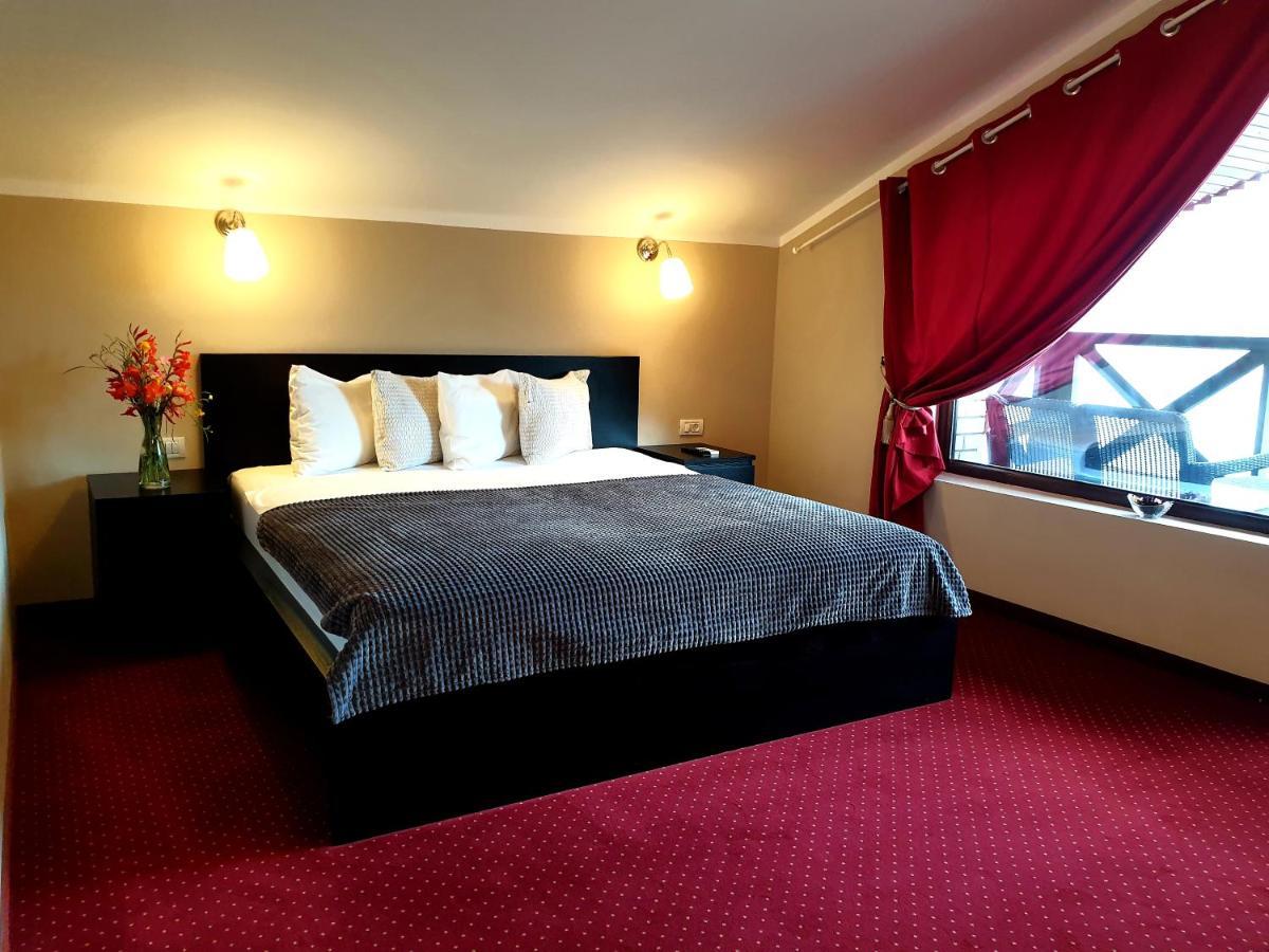 Rex Infinity View 4* Cazanele Dunarii Dubova Zewnętrze zdjęcie