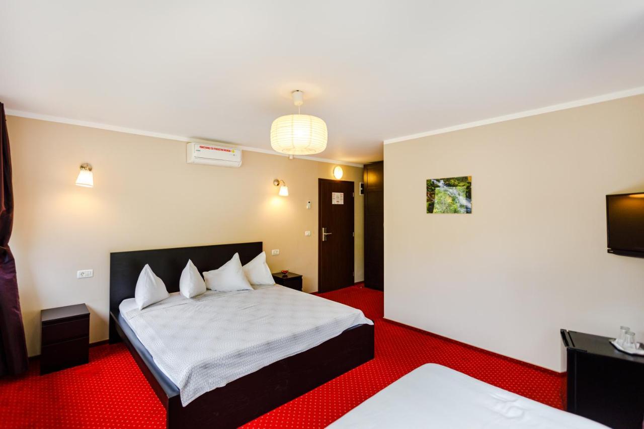 Rex Infinity View 4* Cazanele Dunarii Dubova Zewnętrze zdjęcie